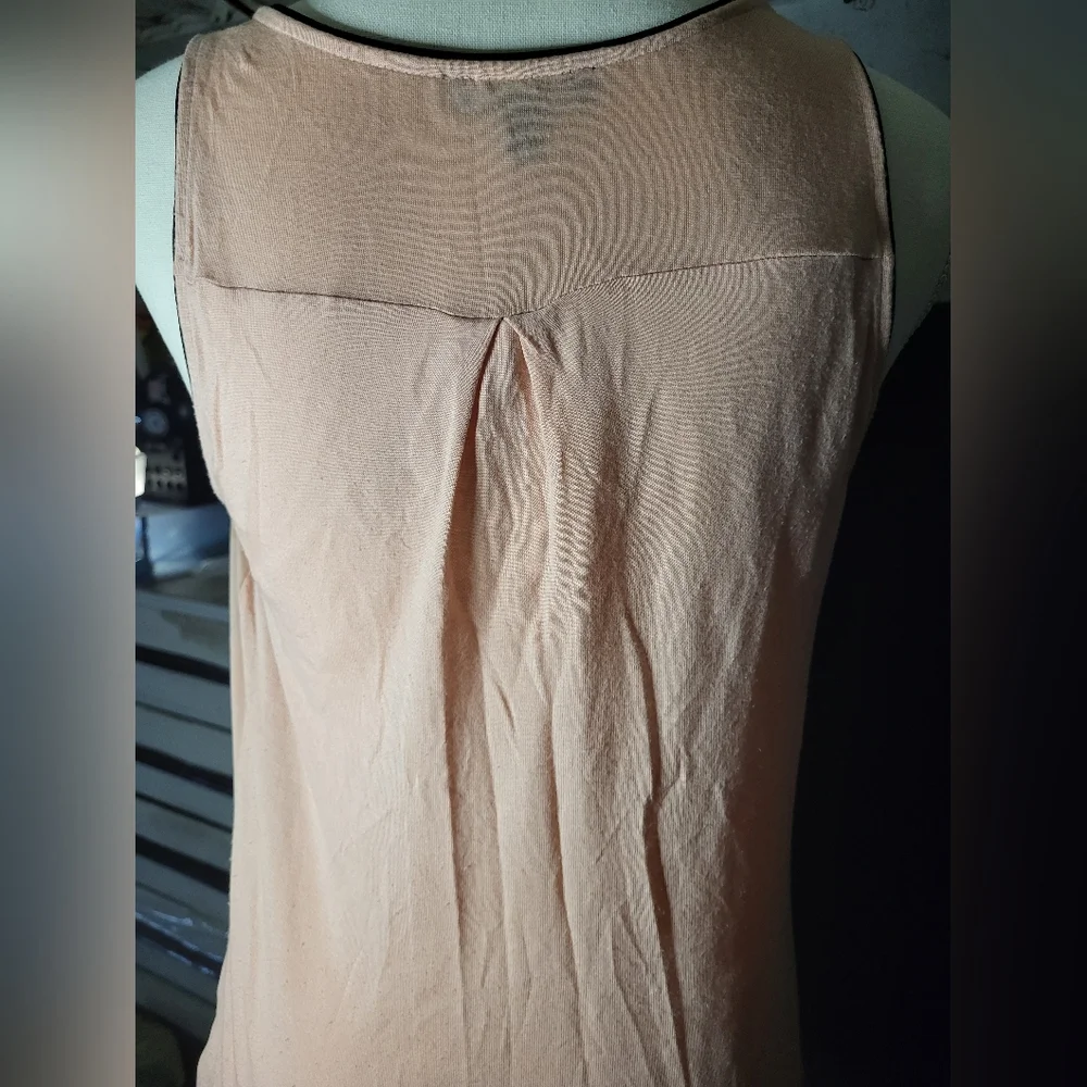 *SOLD* Express Tank Top - Picture 5 of 6